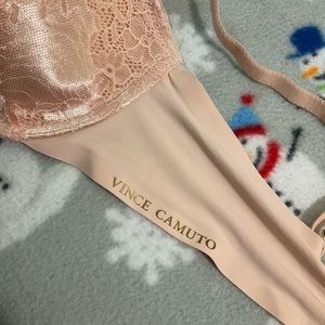 Vince Camuto bra